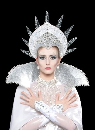 Schneekoenigin_Olga-Esina_x